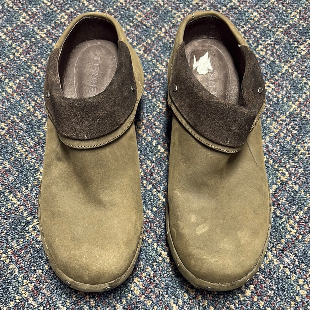 Preloved Merrell women’s Brown Slip-On Shoes size 11
